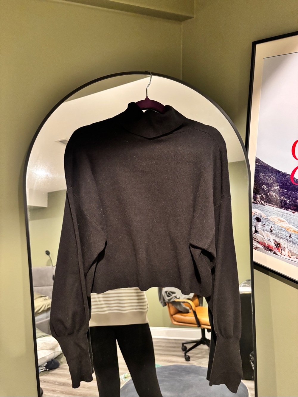 Forever 21 Women's Black Mock Neck Cropped Sweater
